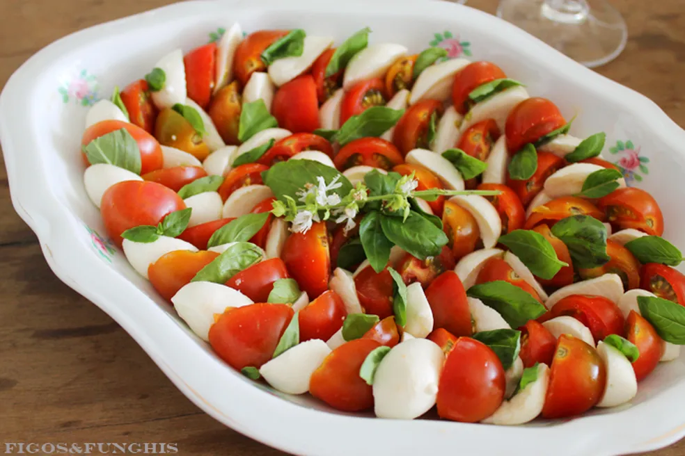 salada caprese